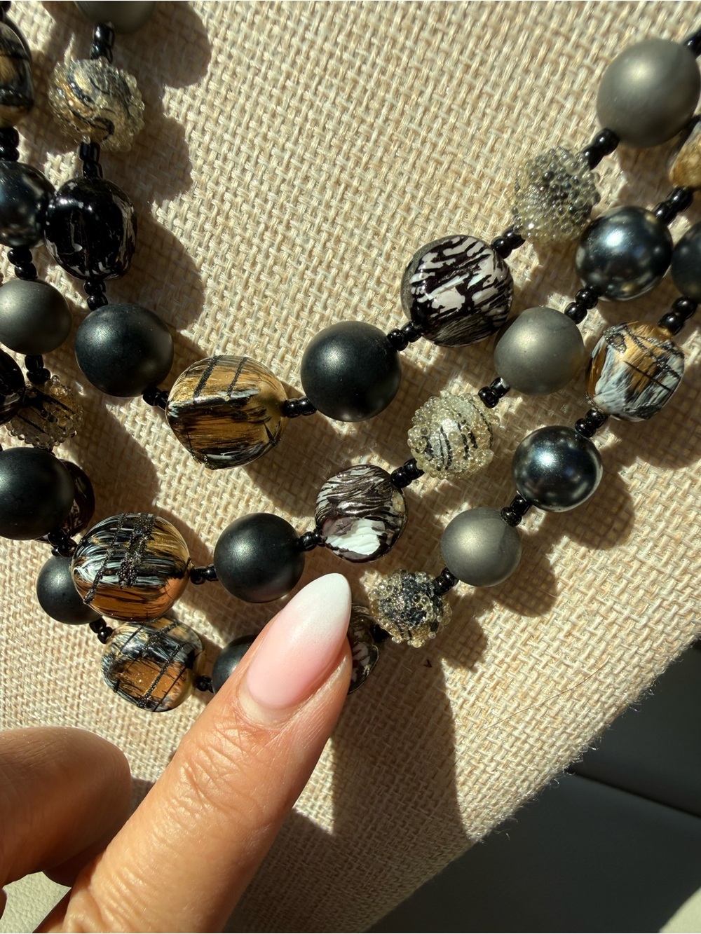 Japan Multi-Strand Black Gold Tone textured Beaded Vintage Statement Necklace - Picture 8 of 11